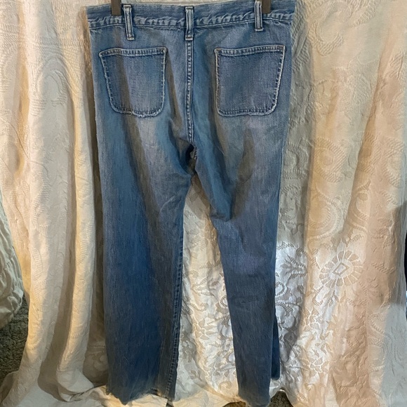 Vintage 1970s Light Blue Frayed Wide-Leg Jeans - Picture 11 of 13